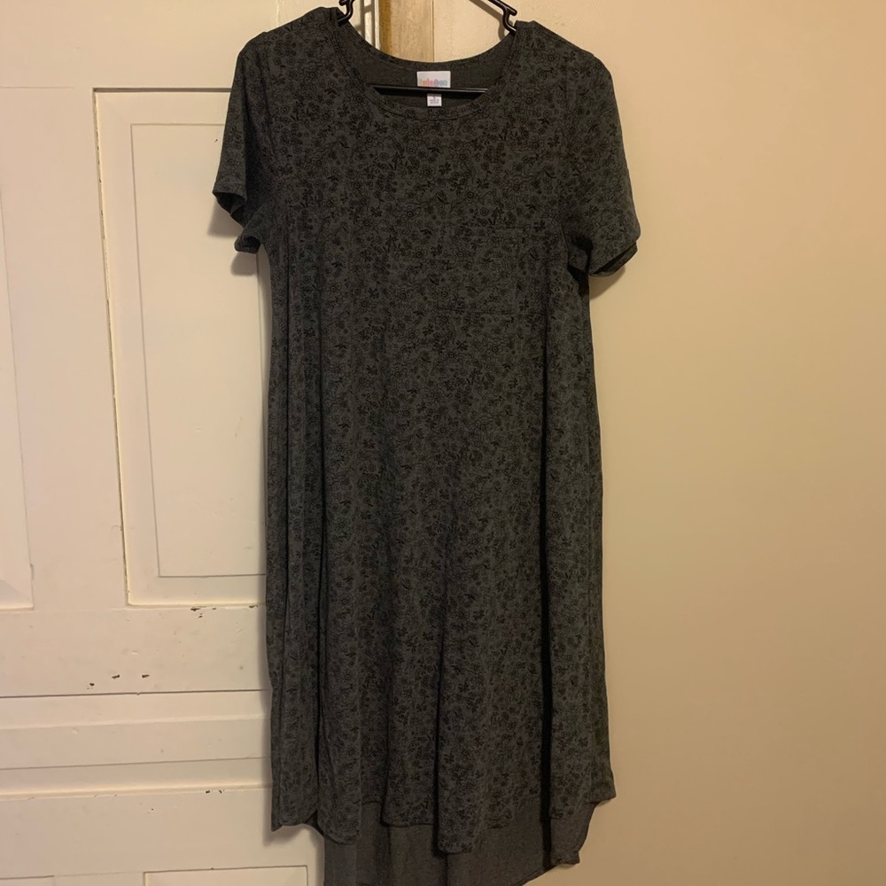 LulaRoe Carly with small flower design